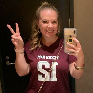 Meet your Posher, Emilee